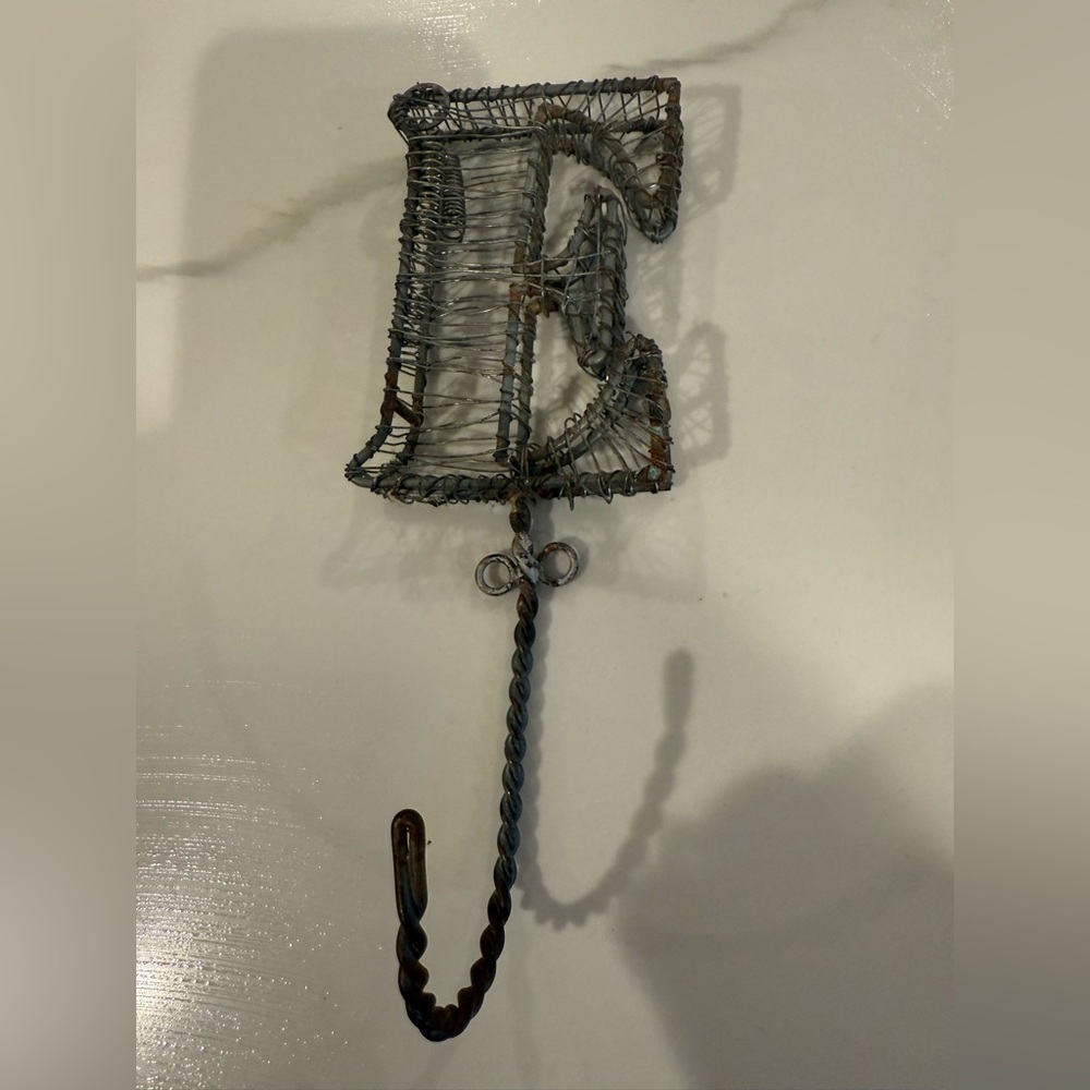 Anthropologie E monogram letter hook